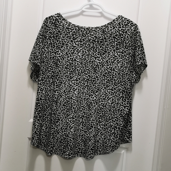 George Cheetah Short Sleeve - Picture 3 of 3
